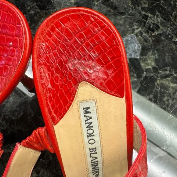 Manolo Blahnik Red Leather Croc Embossed Double Strap Sandals 40 8.5 9 Luxury - Picture 7 of 11